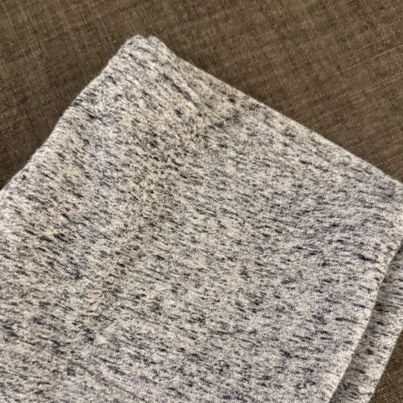 Superdry Cropped Loopback Joggers - Picture 6 of 12